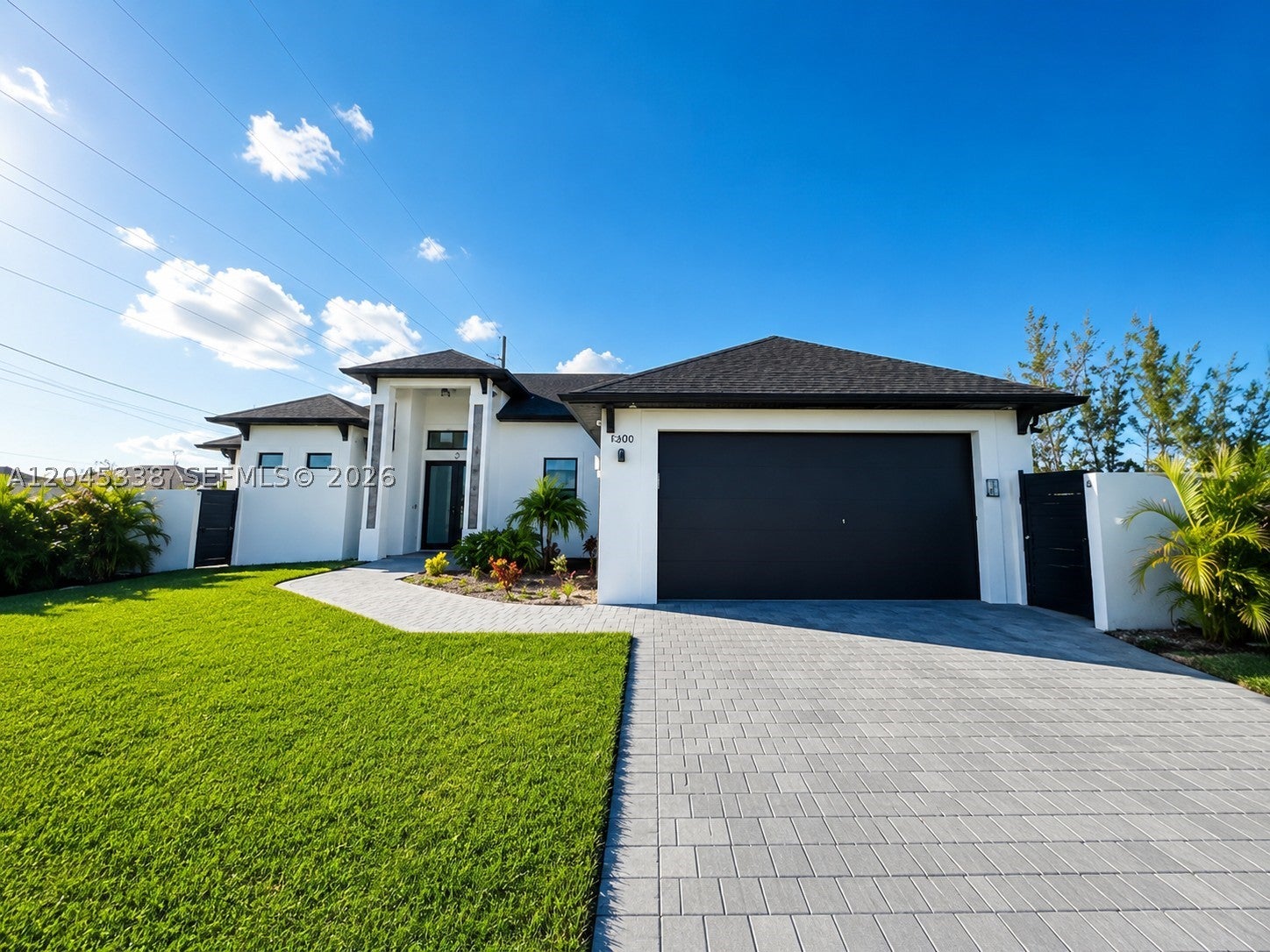 1600 1 St, Cape Coral, FL 33991