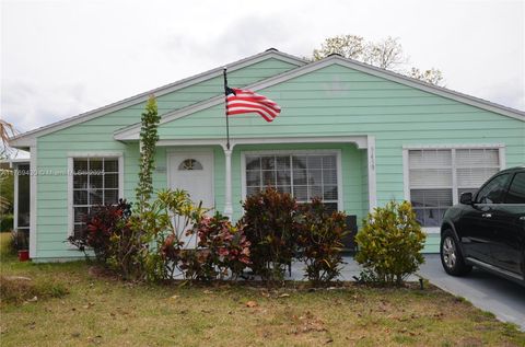 Single Family Residence in Boynton Beach FL 5459 Courtney Cir.jpg
