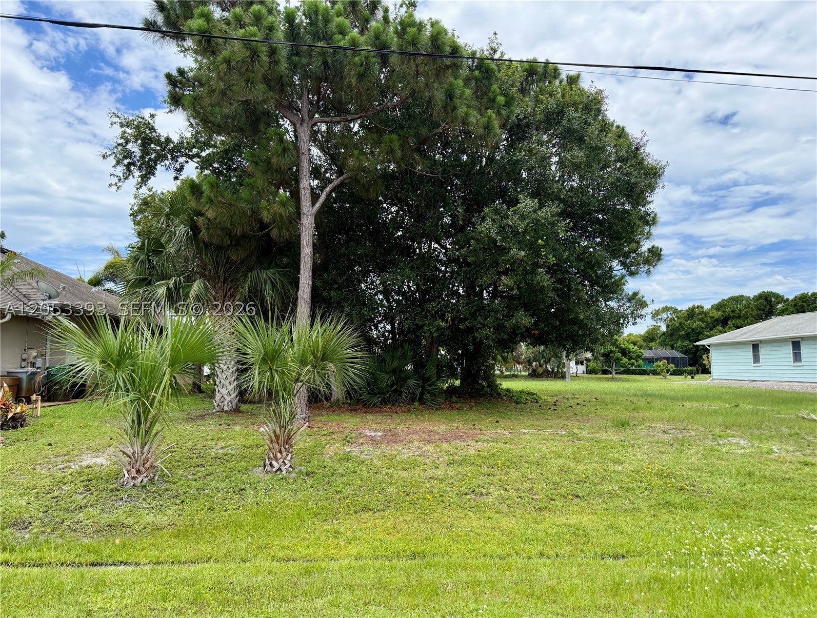 1860 SE Gaskins Cir, Port Saint Lucie, FL 34952 photo