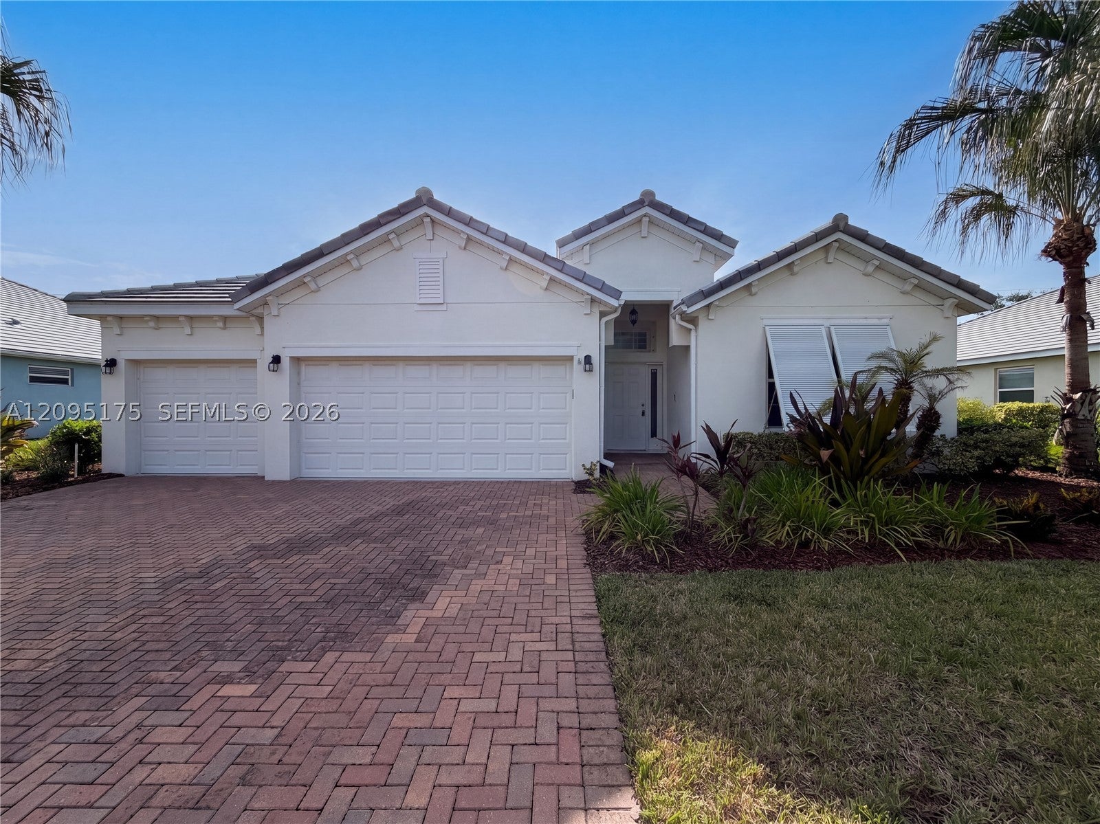 6435 Monserrat Dr, Vero Beach, FL 32967