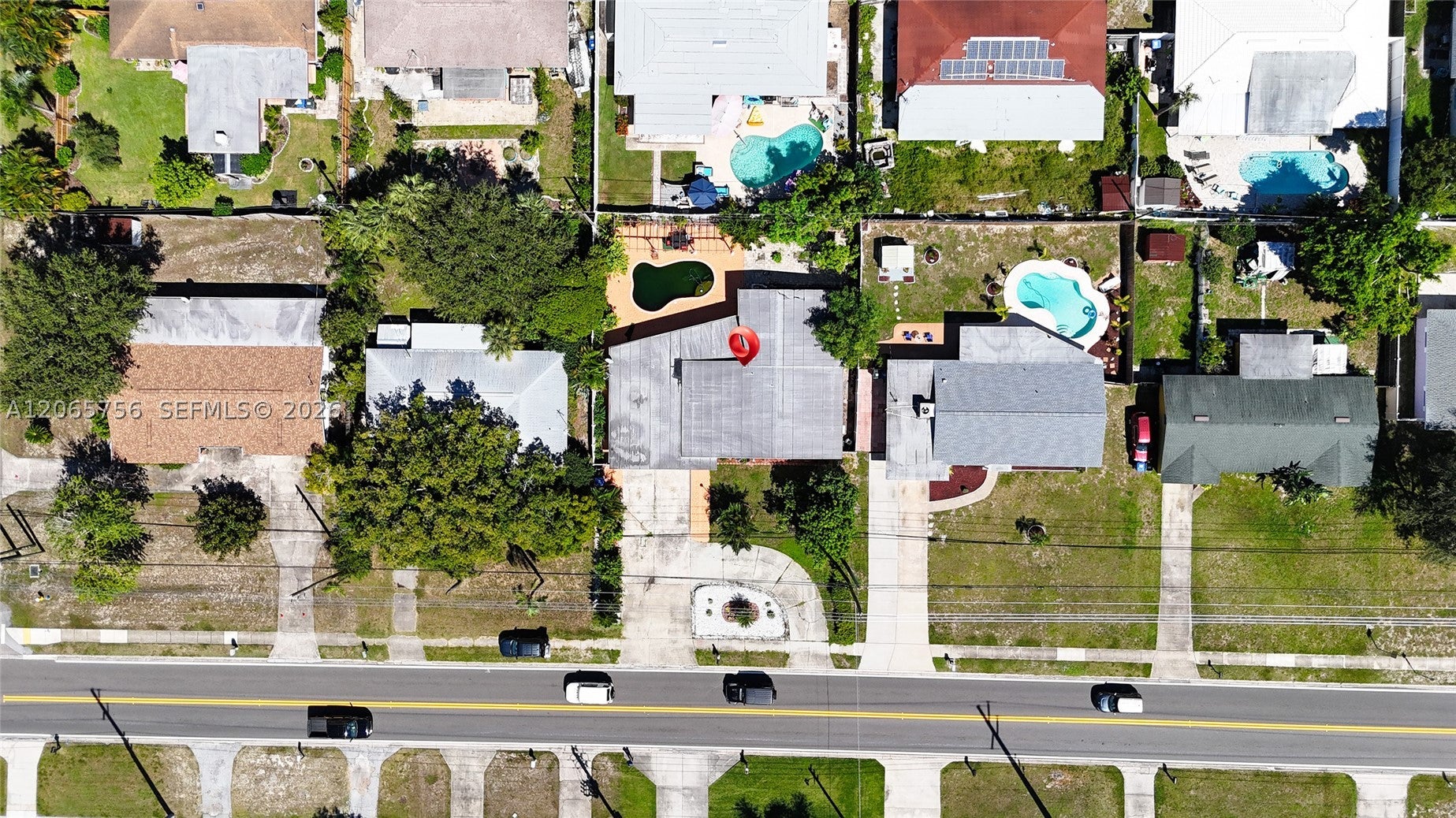 2006 SW 8 Ave, Largo, FL 33770 photo