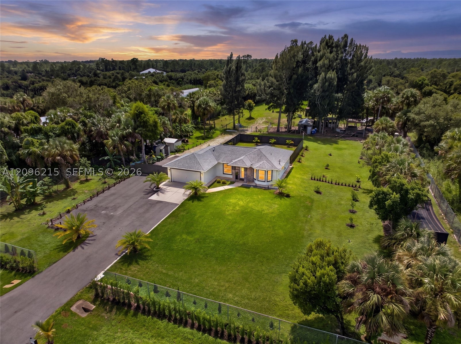 2960 30 Ave, Naples, FL 34117 photo