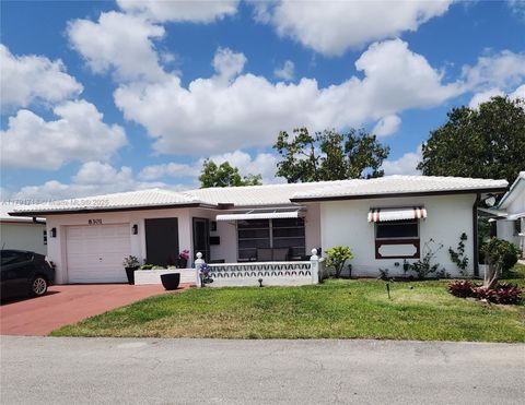 Single Family Residence in Tamarac FL 8301 NW 57th Pl.jpg