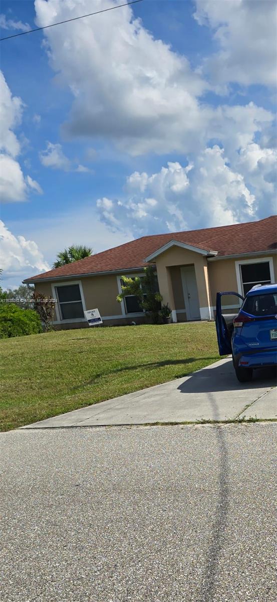 466 Rewing St, Lehigh Acres, FL 33974 photo