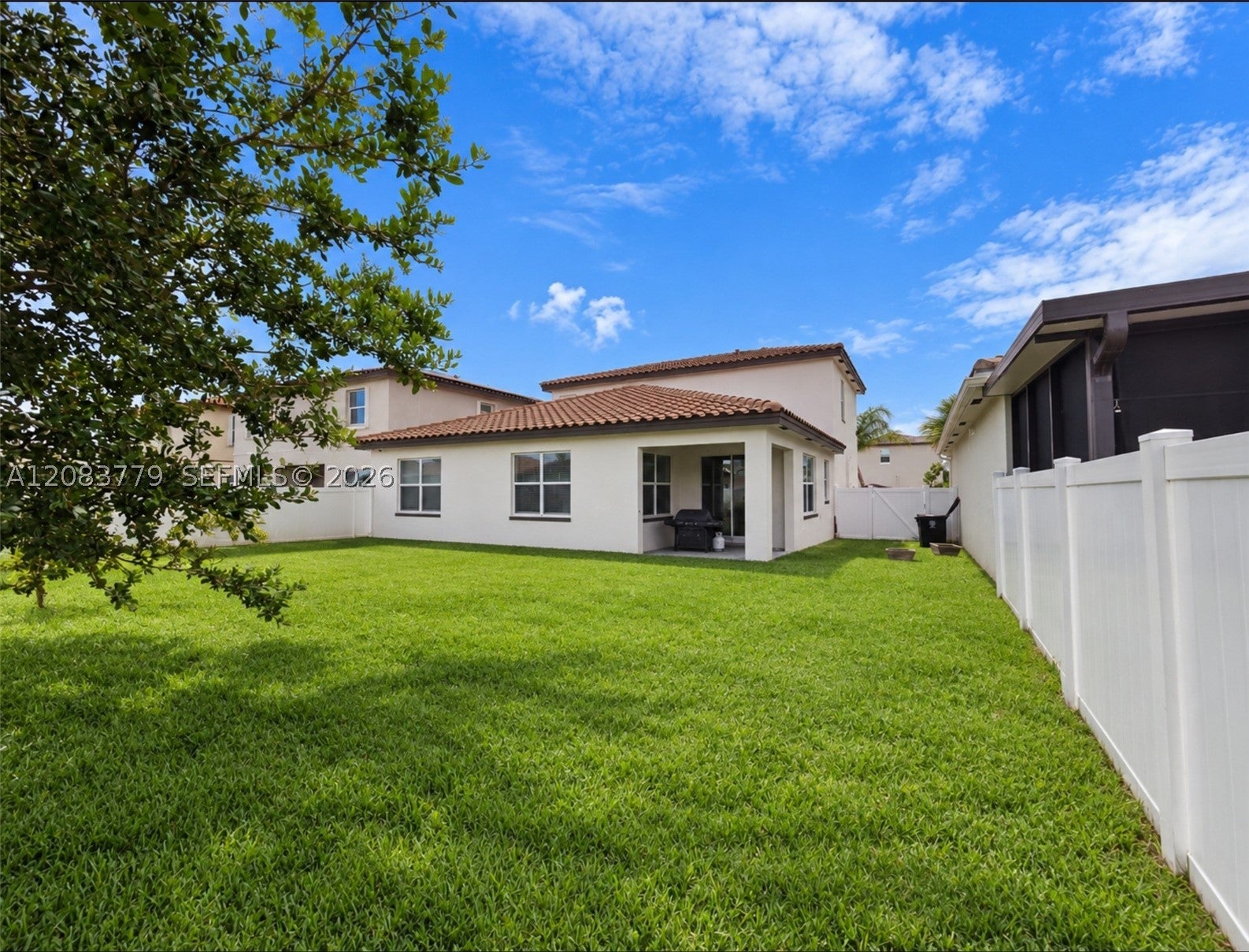 7786 NW Gladwell Ln, Port Saint Lucie, FL 34987 photo