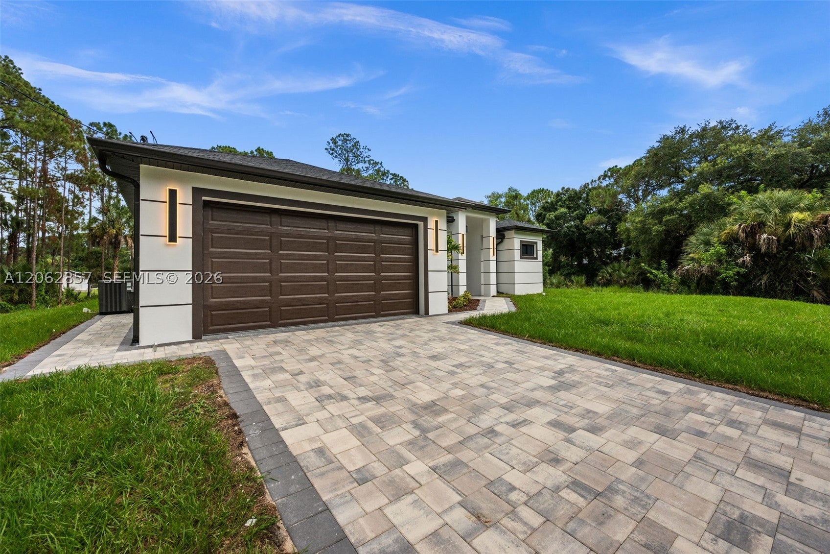 616 Prospect Ave, Lehigh Acres, FL 33972