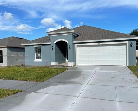 Single Family Residence in Other City - In The State Of Florida FL 3417 Yarian Dr.jpg