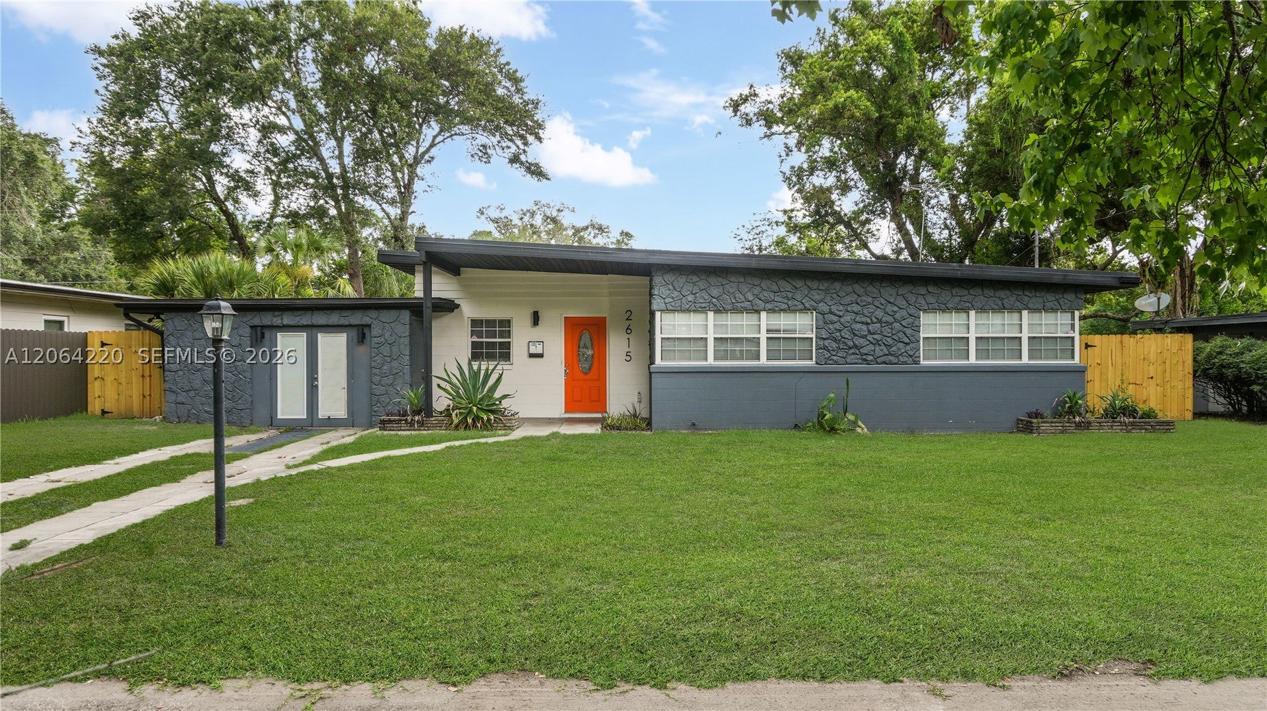 2615 Hargill Dr, Orlando, FL 32806 photo