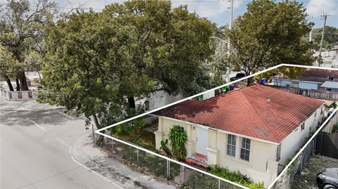  in Miami FL 2600 NW 22nd Ave 1.jpg