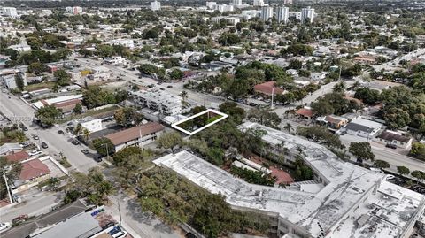  in Miami FL 2600 NW 22nd Ave 10.jpg