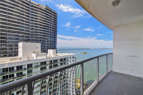 Condominium in Miami FL 1750 N Bayshore Dr #4007.jpg