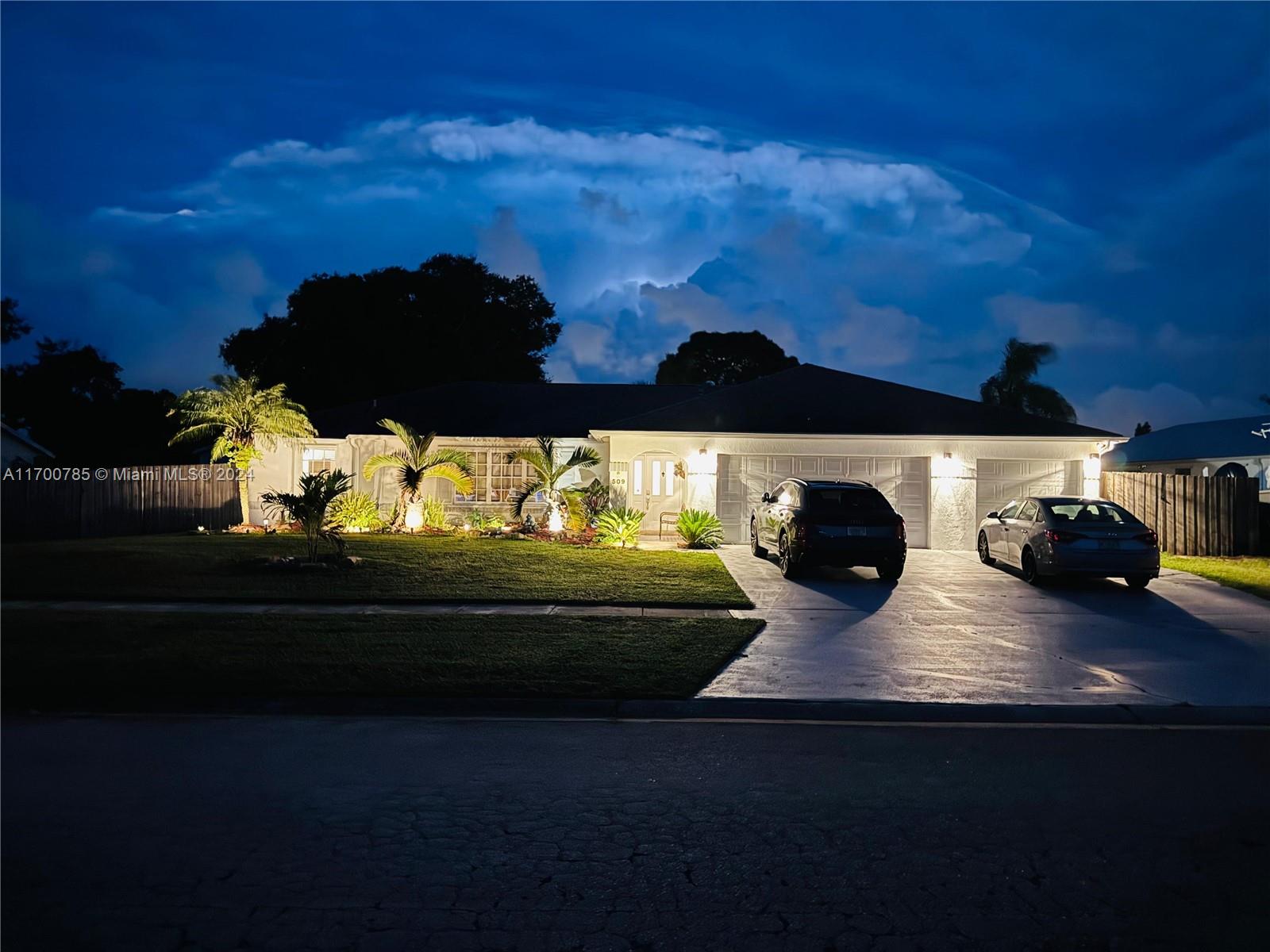 509 Solida Cir, Port Saint Lucie, FL 34983