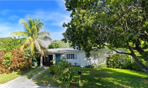 Single Family Residence in Miami FL 69 NE 115th St.jpg