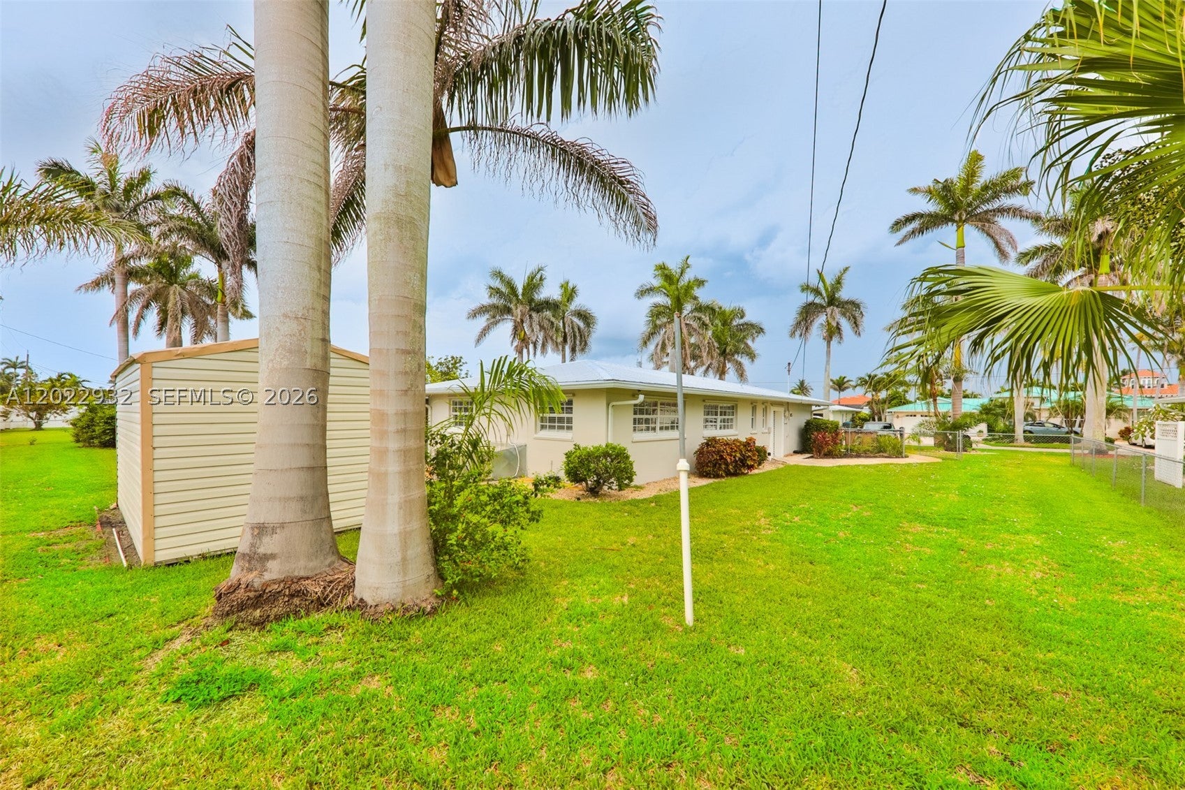 450 Bayshore Dr, Cape Coral, FL 33904 photo