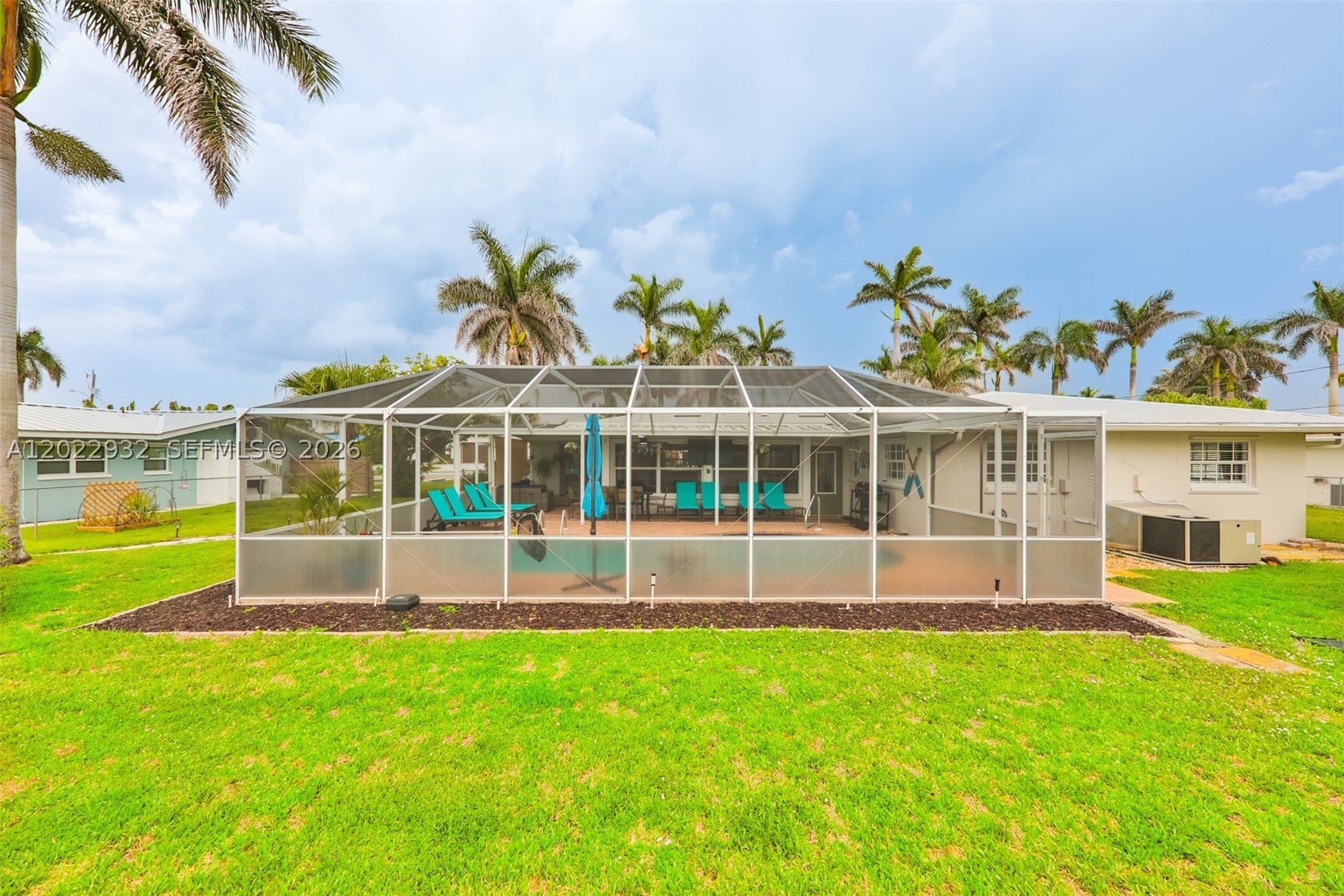 450 Bayshore Dr, Cape Coral, FL 33904 photo