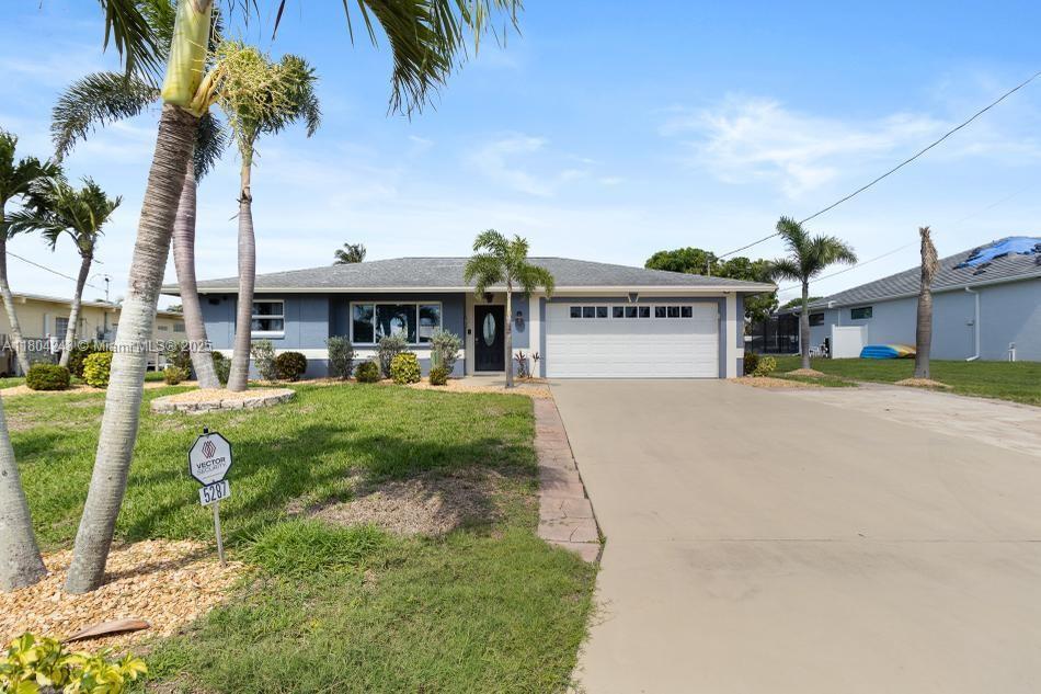 5287 Tiffany Ct, Cape Coral, FL 33904 photo
