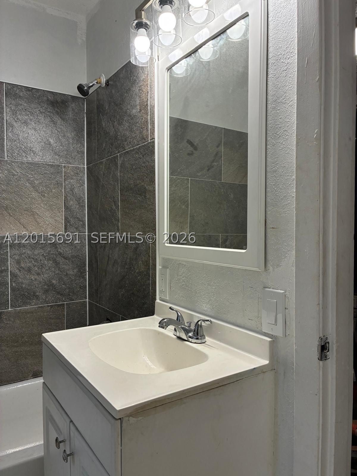 1 Saint Regis Dr, Pensacola, FL 32505 photo