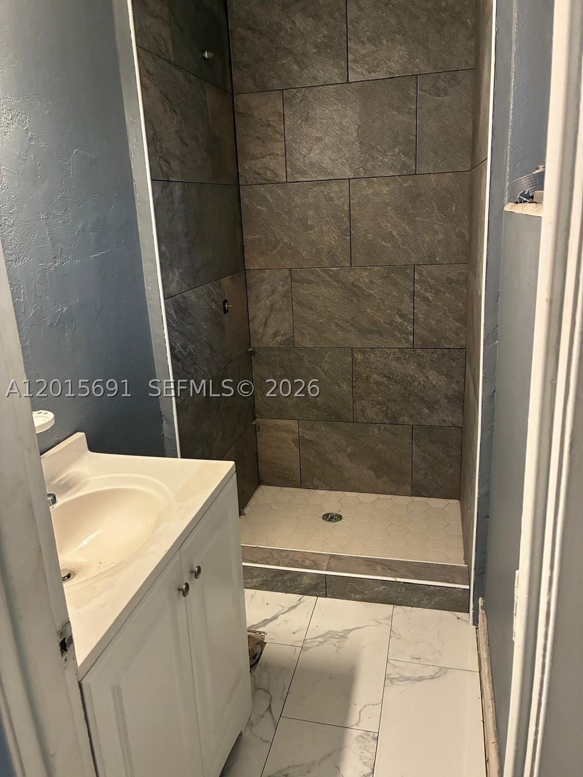 1 Saint Regis Dr, Pensacola, FL 32505 photo