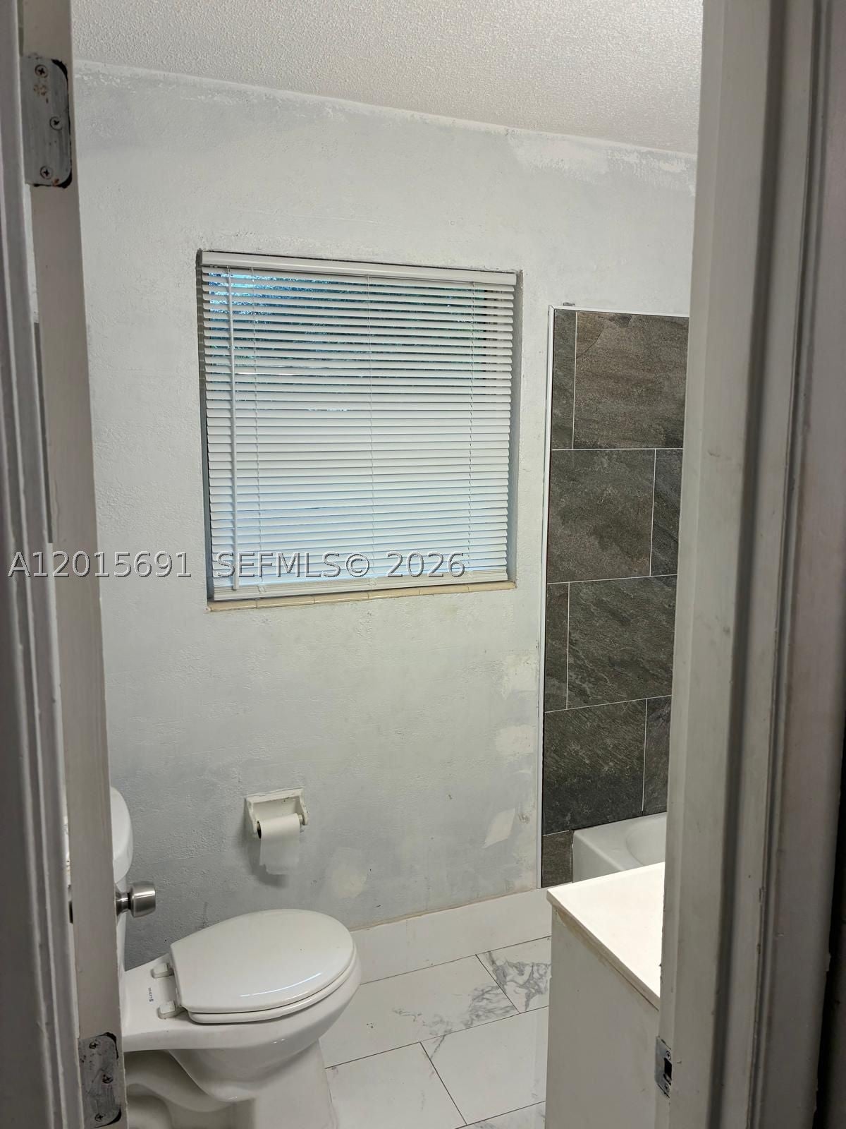 1 Saint Regis Dr, Pensacola, FL 32505 photo