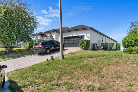 Single Family Residence in Other City - In The State Of Florida FL 6779 Hillis Dr.jpg