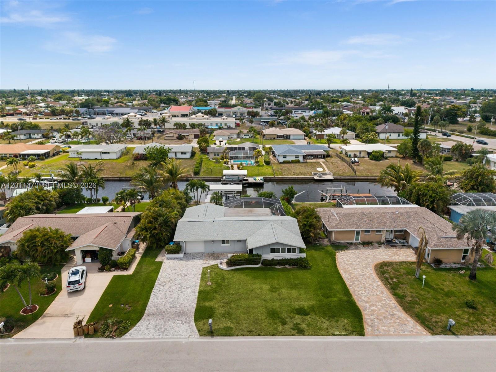 3014 17 Ave, Cape Coral, FL 33904