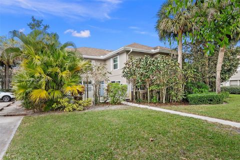 Townhouse in Palm City FL 3485 SW Sunset Trace Cir #3485.jpg