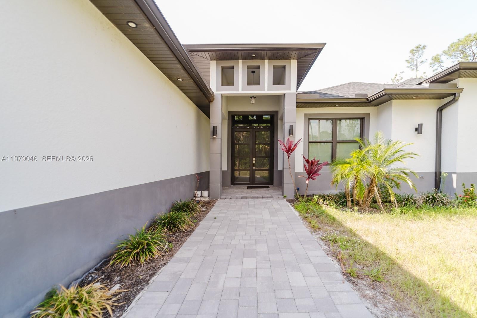 398 35 Ave, Naples, FL 34120