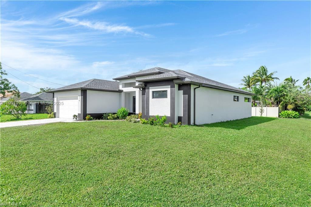 2218 SW 25 St, Cape Coral, FL 33914 photo