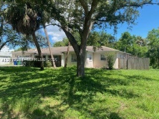 4011 W Angeles St, Tampa, FL 33629 photo