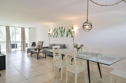 Condominium in Hollywood FL 8901 Hollybrook Blvd #206.jpg