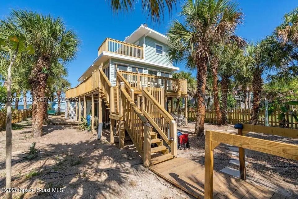 47 Vip Is, Grant Valkaria, FL 32949