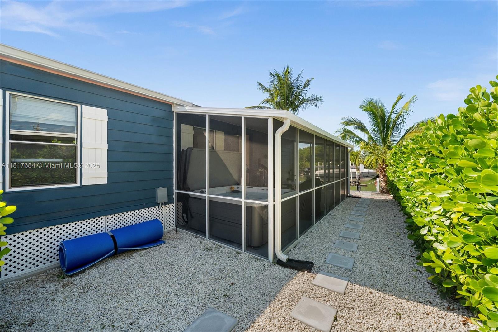 648 E Palm Dr, Marco Island, FL 34140 photo