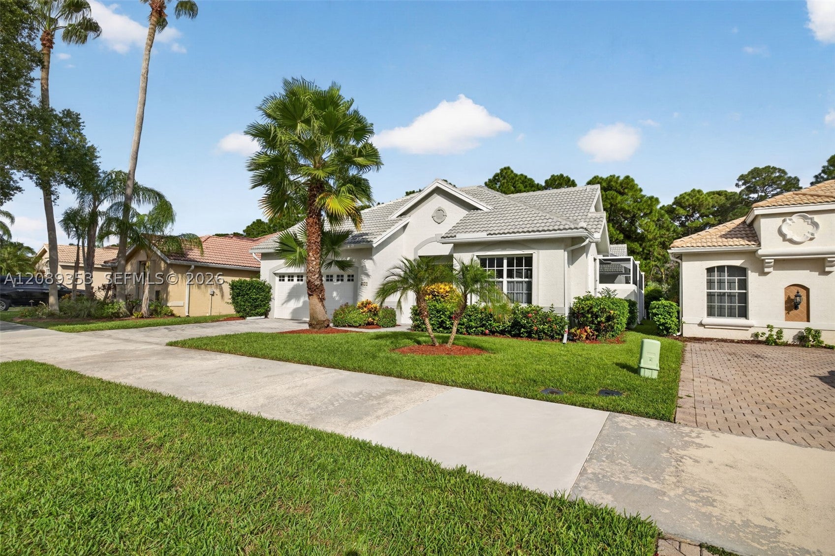 619 Lake Charles Cir, Port Saint Lucie, FL 34986