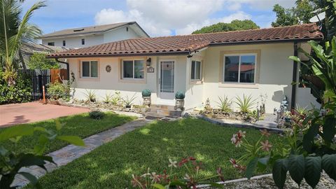 Single Family Residence in Miami FL 4331 SW 7th St.jpg