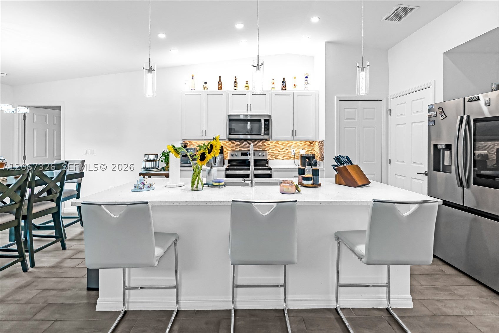 1307 1307 SW 13 Ter, Cape Coral, FL 33991 photo