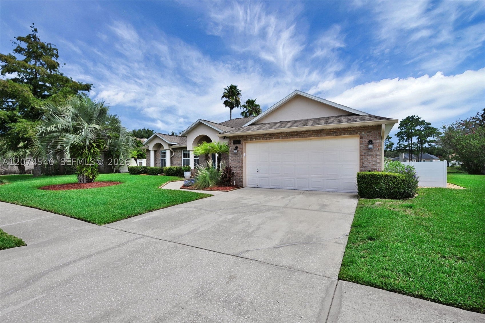 2059 E Forest Gate Dr, Jacksonville, FL 32246 photo