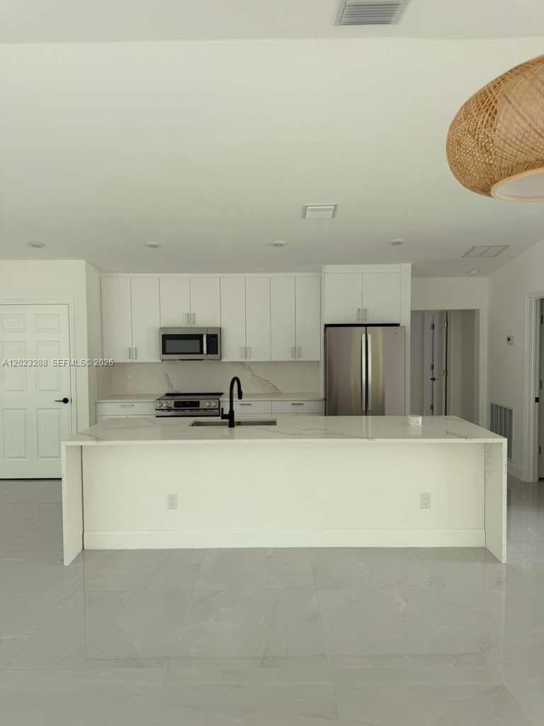 8636 100 Ct, Vero Beach, FL 32967 photo