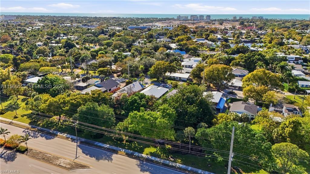 1050 13 St, Naples, FL 34102 photo