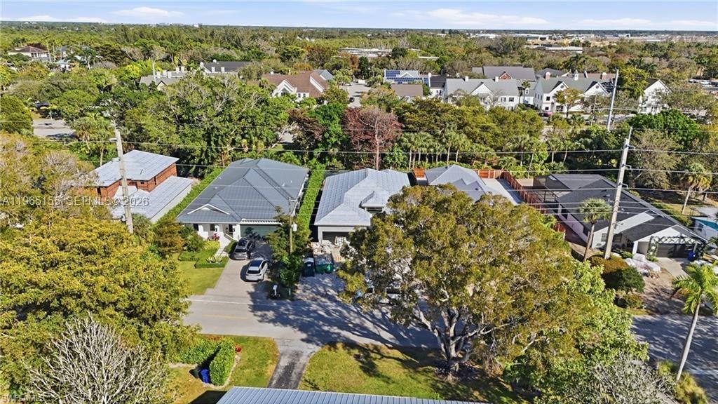 1050 13 St, Naples, FL 34102 photo