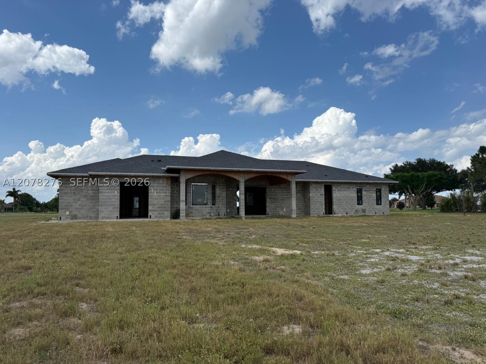 135 Sunset Pointe Blvd, Lake Placid, FL 33852 photo