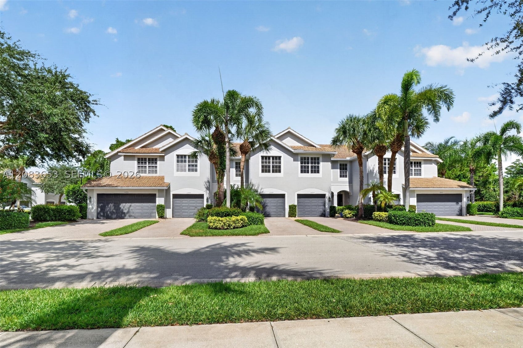 15995 Caldera Ln, Naples, FL 34110