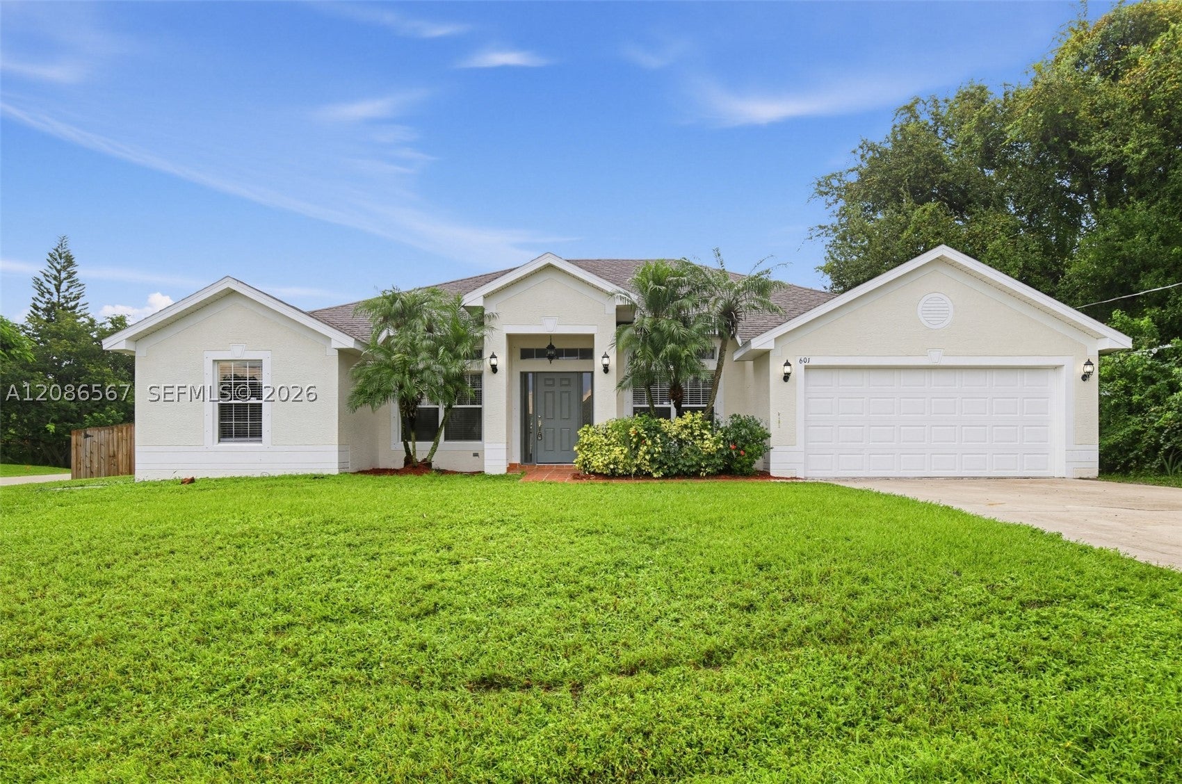 601 SW Curtis St, Port Saint Lucie, FL 34983 photo