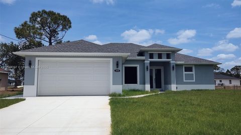 Single Family Residence in Lehigh Acres FL 3800 11th st SW St.jpg