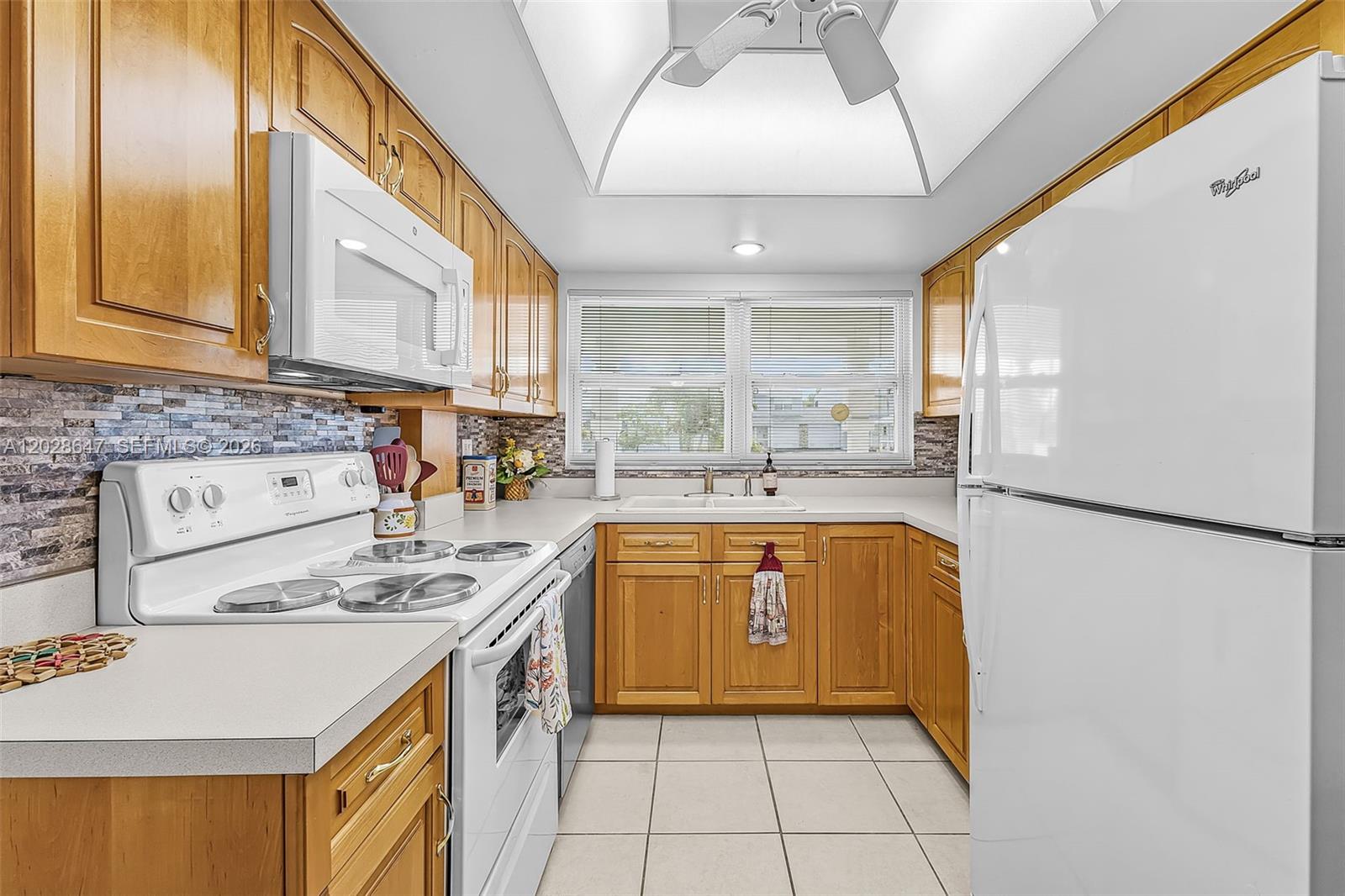 8 Watercolor Way, Naples, FL 34113 photo