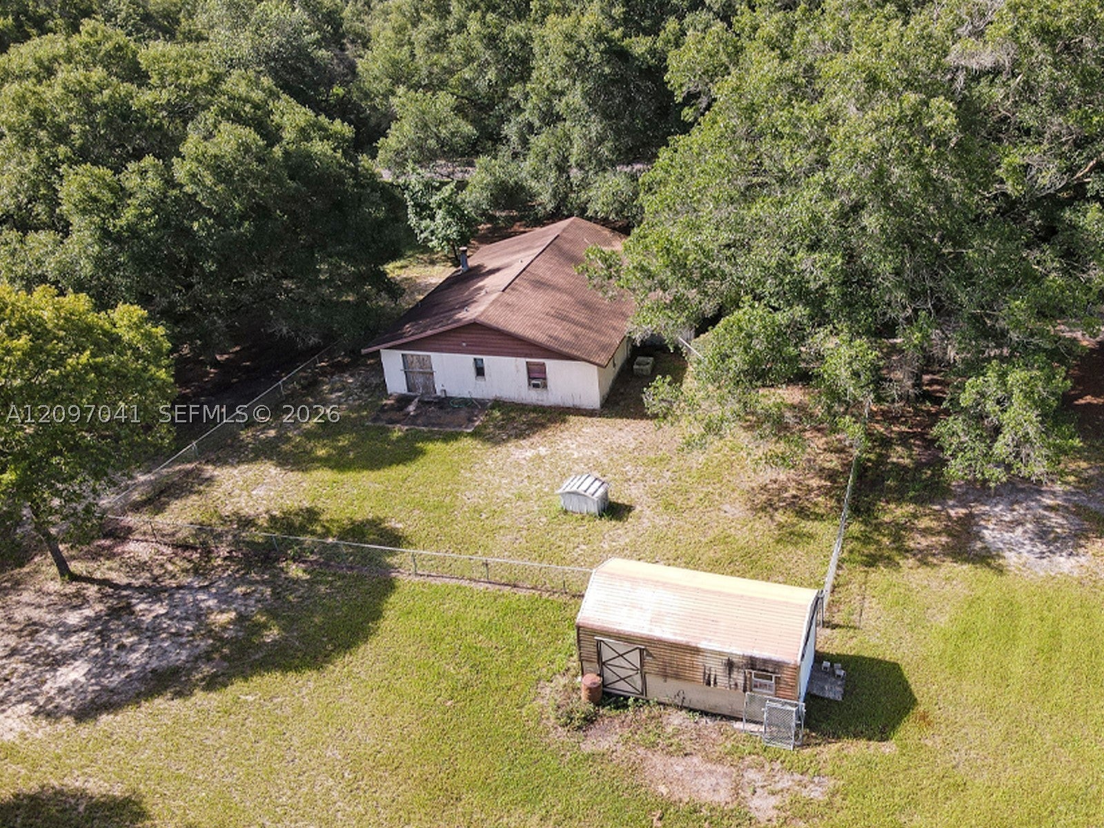 15233 SE 175 St, Weirsdale, FL 32195 photo