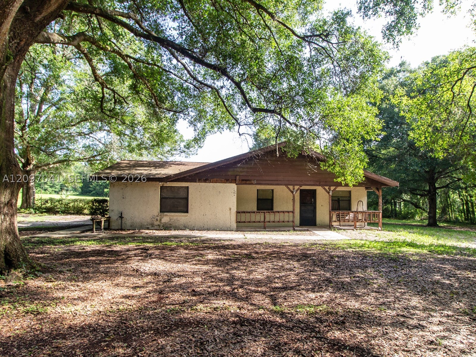 15233 175 St, Weirsdale, FL 32195