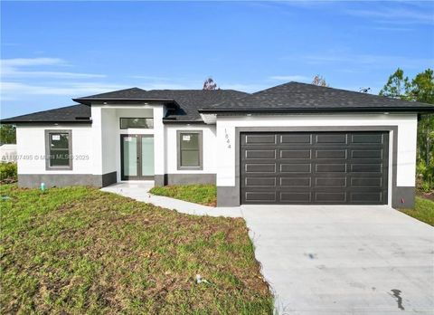 Single Family Residence in Lehigh Acres FL 1844 Richmond Ave.jpg