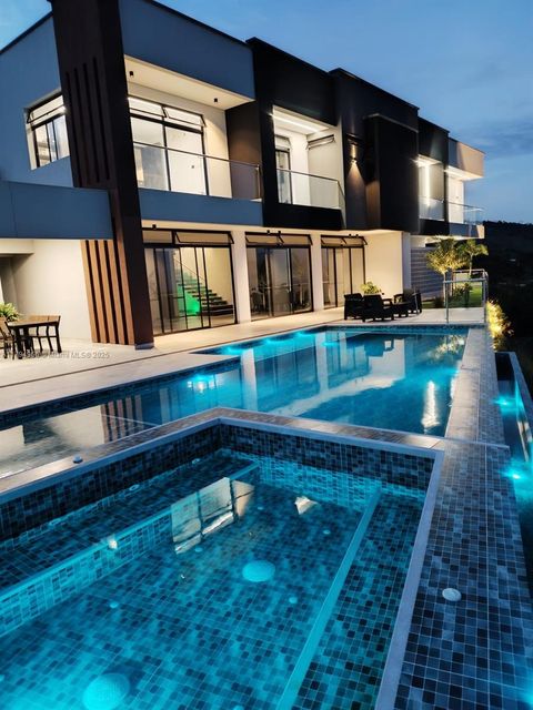 Single Family Residence in Other Country - Not In USA FL Km 2 via Chipaya .  , Colombia.jpg