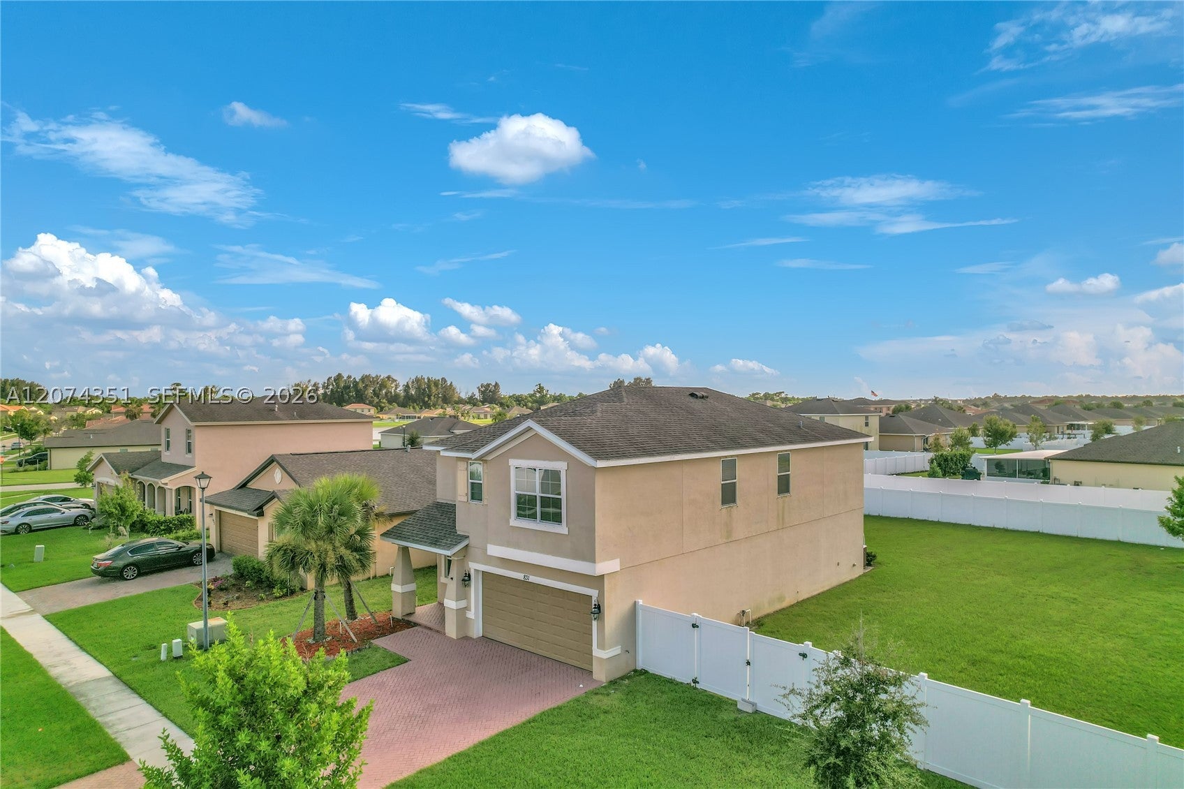 831 Bent Creek Dr, Fort Pierce, FL 34947 photo