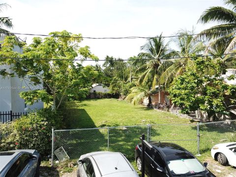  in Miami FL 125 NE 55th St 7.jpg